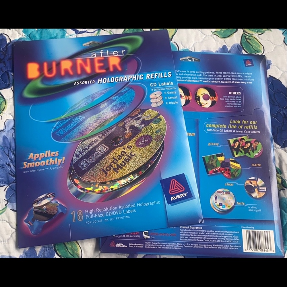 (2) New Avery 18 High Resolution CD/DVD Labels